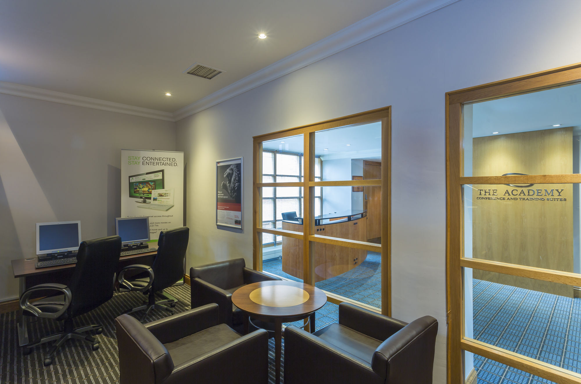 Holiday Inn Rugby-Northampton M1 Jct18 By Ihg Crick  Esterno foto
